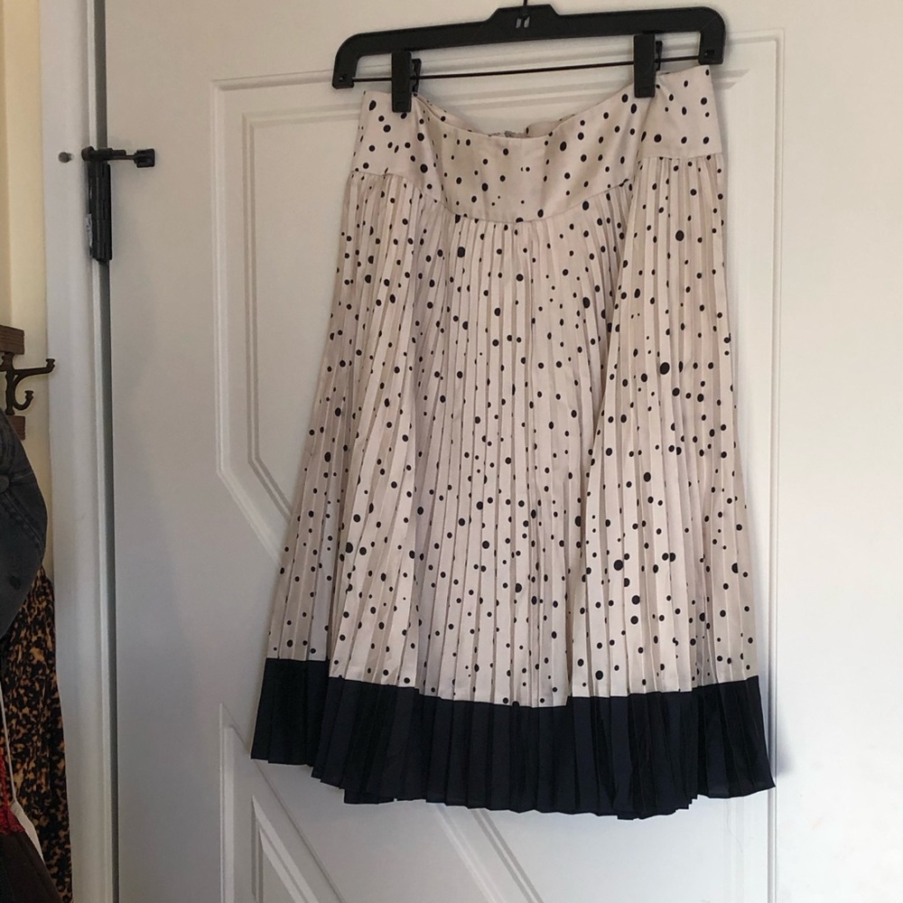 Ann Taylor pleated skirt